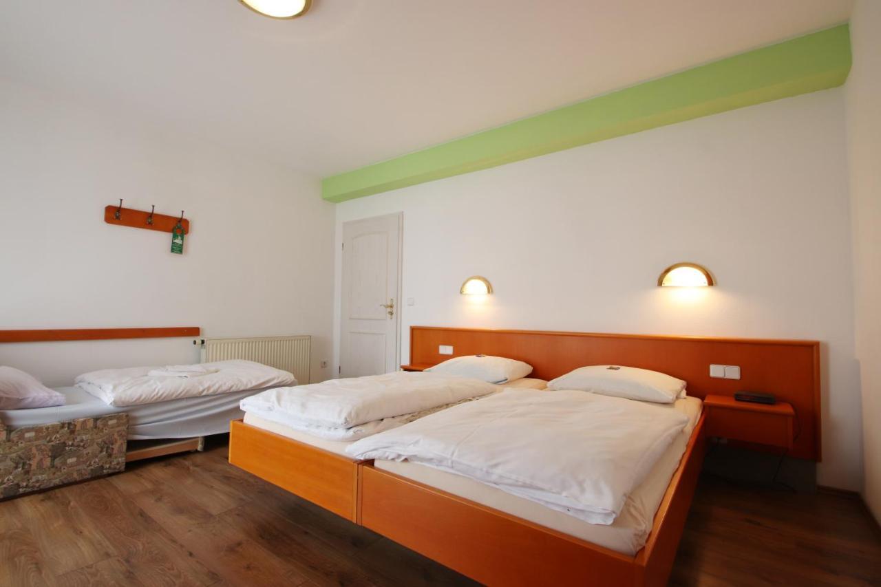 Hotel-Doerfler Garni Kahl am Main Екстериор снимка